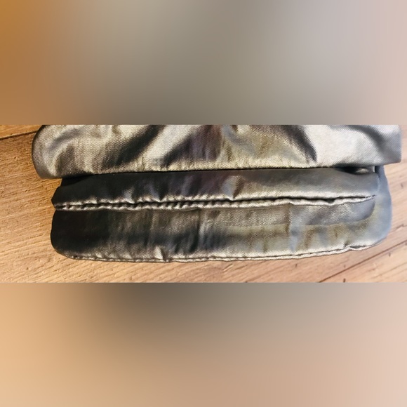 EUC Kipling Wallet/Makeup Pouch - Picture 7 of 11